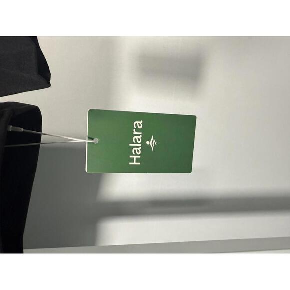 NWT Halara high neck long sleeved key hole back Black M - Picture 4 of 6